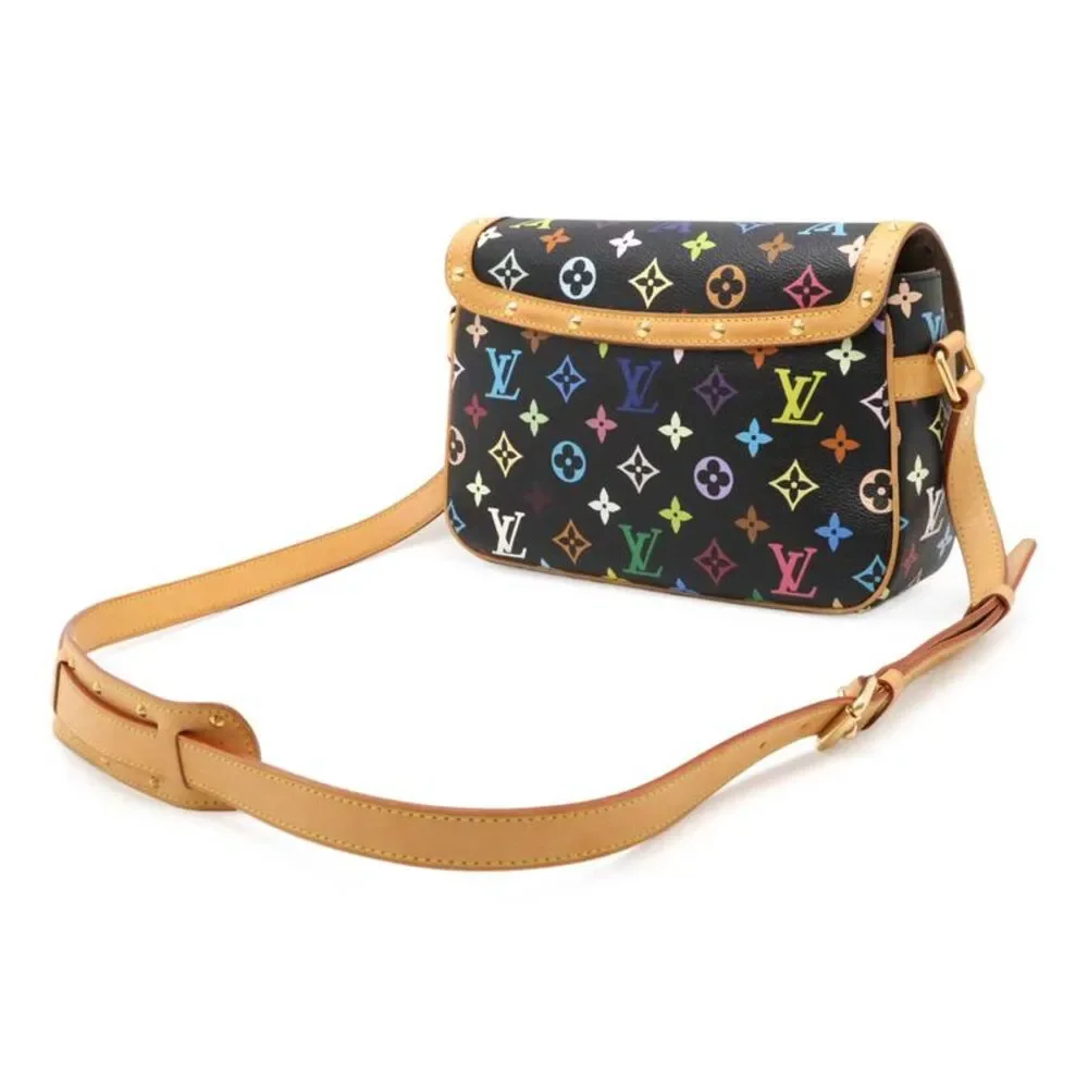 Louis Vuitton delivery duty